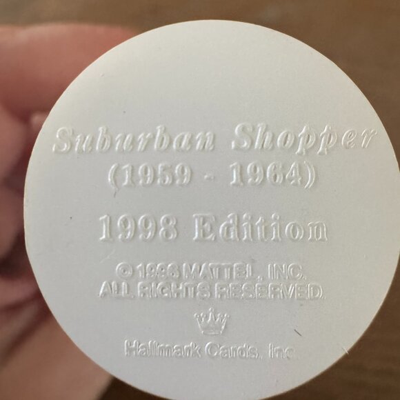 1998 Hallmark Keepsake Ornament Barbie's Bestie Midge Suburban Shopper - Picture 6 of 6